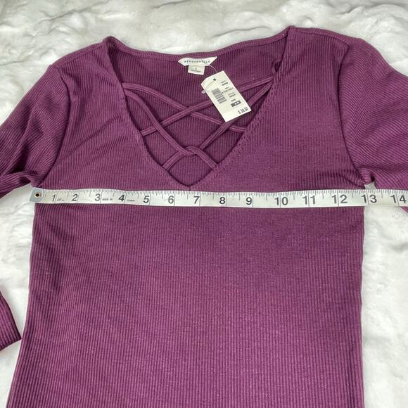 🔥NWT Aeropostale Criss Cross Long Sleeve Slim Fit Purple T-Shirt Women Size S - Picture 7 of 8